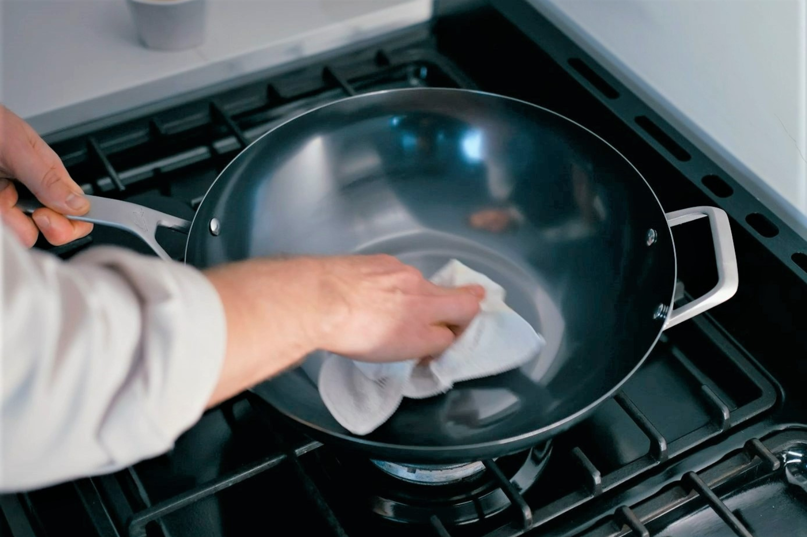 Saveur Selects Carbon Steel Wok / 35cm