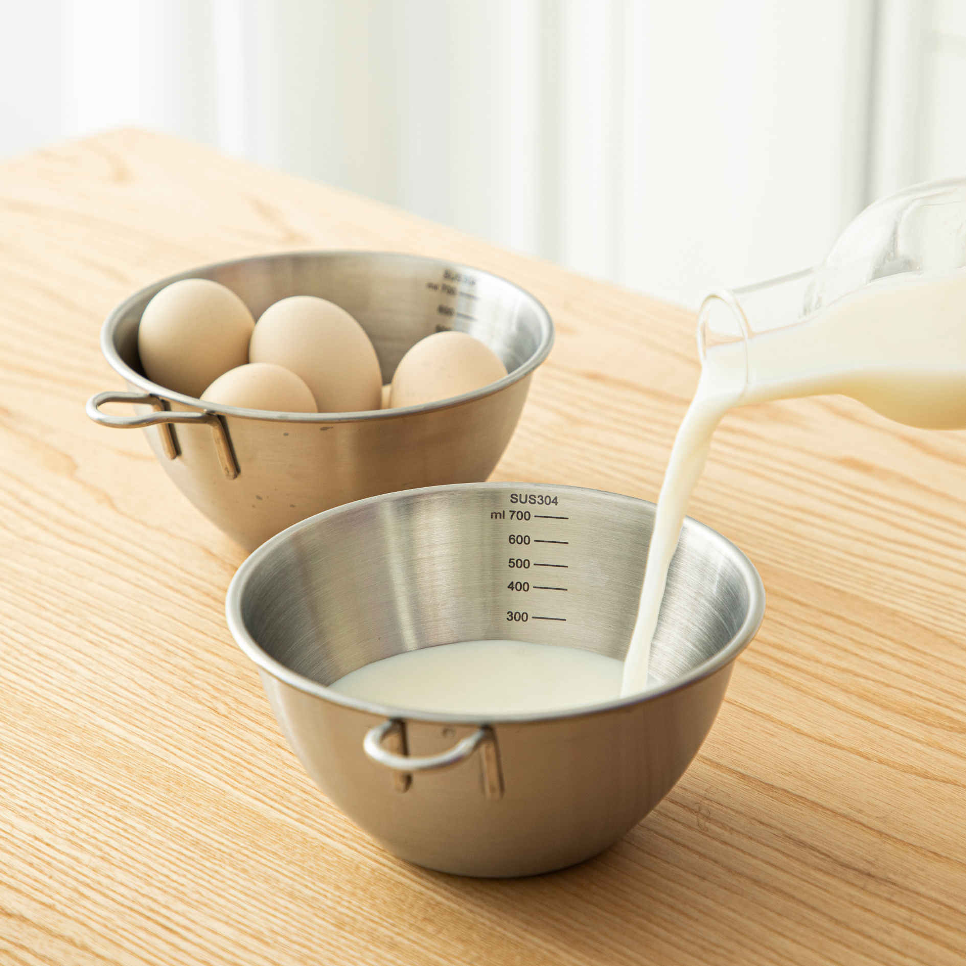 SHIMOYAMA Mixing bowl with handle