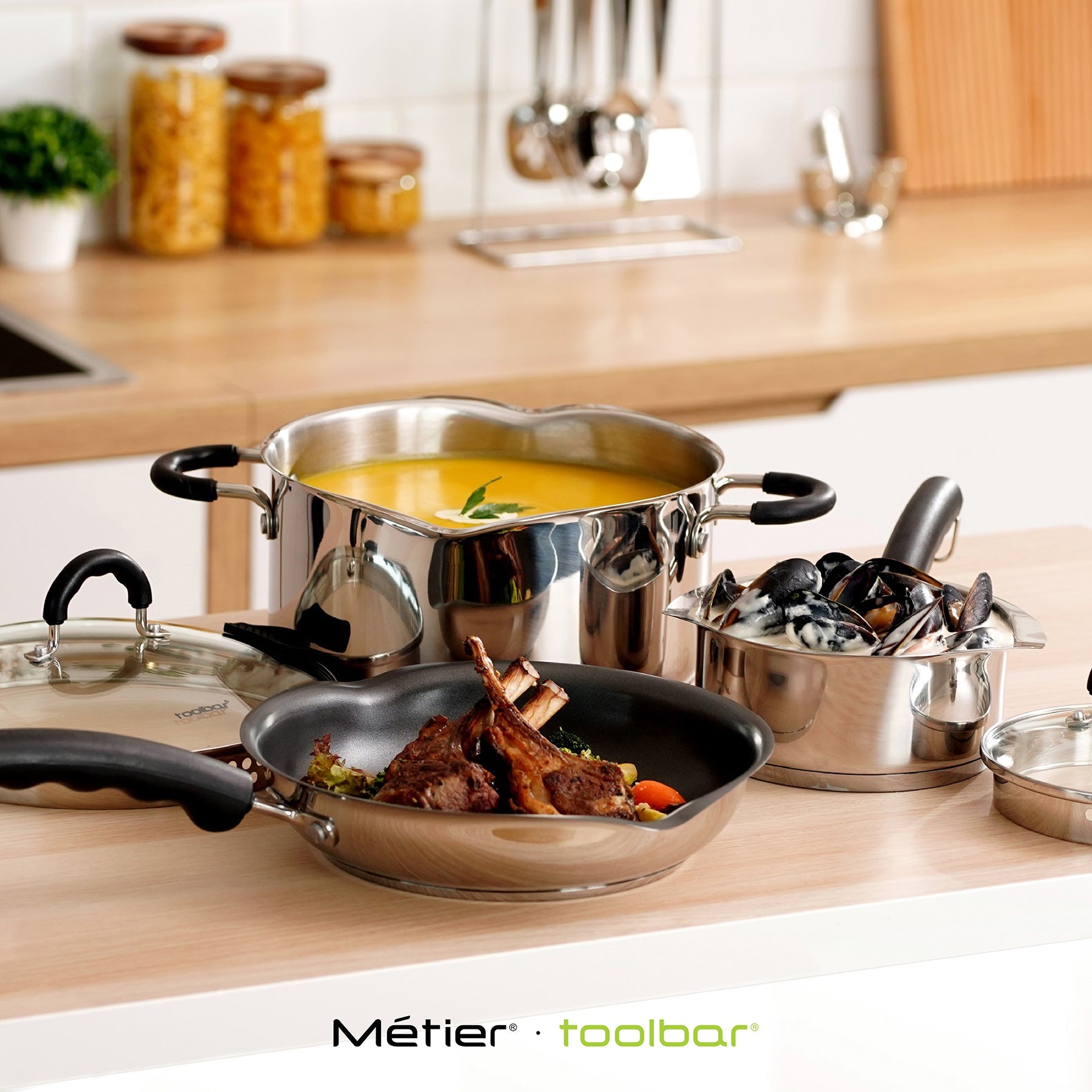 SPOUT COOKWARE SET 18/10 Stainless Steel