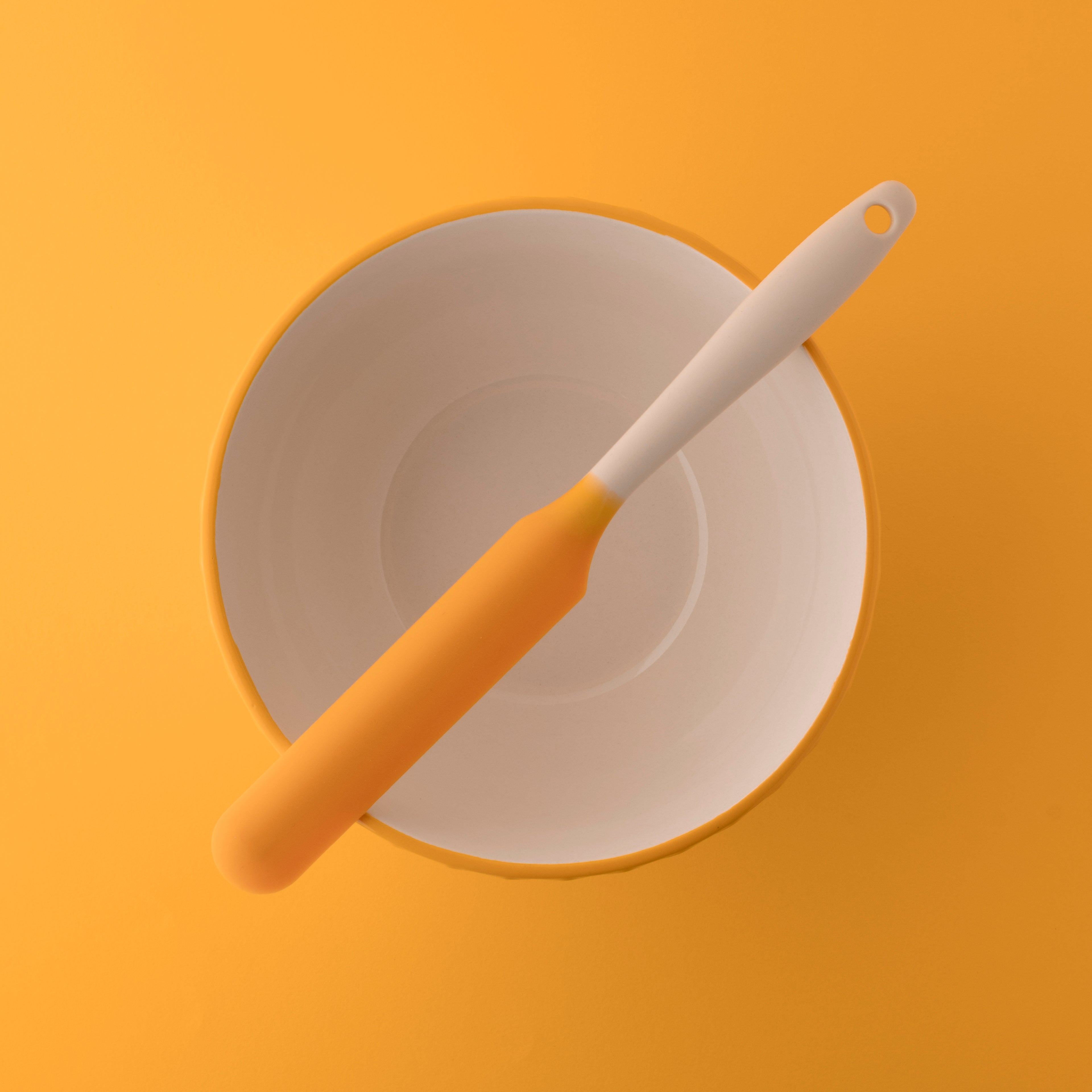 Taylor's Eye Witness -  Mini Silicone Palette Knife (Buttermilk/Saffron)