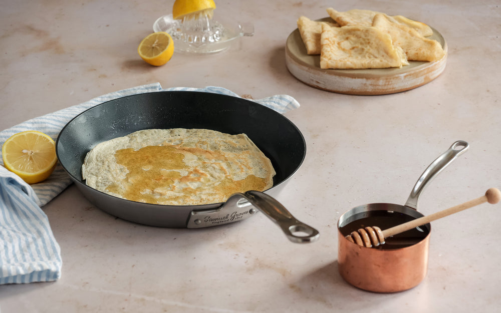 Samuel Groves Classic Non-Stick Tri-Ply Frying Pan - 26cm