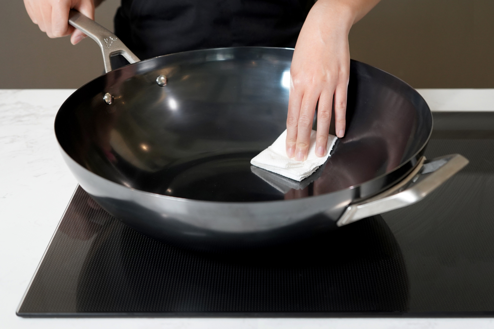 Saveur Selects NITRI-BLACK™ Carbon Steel Dual Handle WOK - 35cm / 14" - Voyage Series
