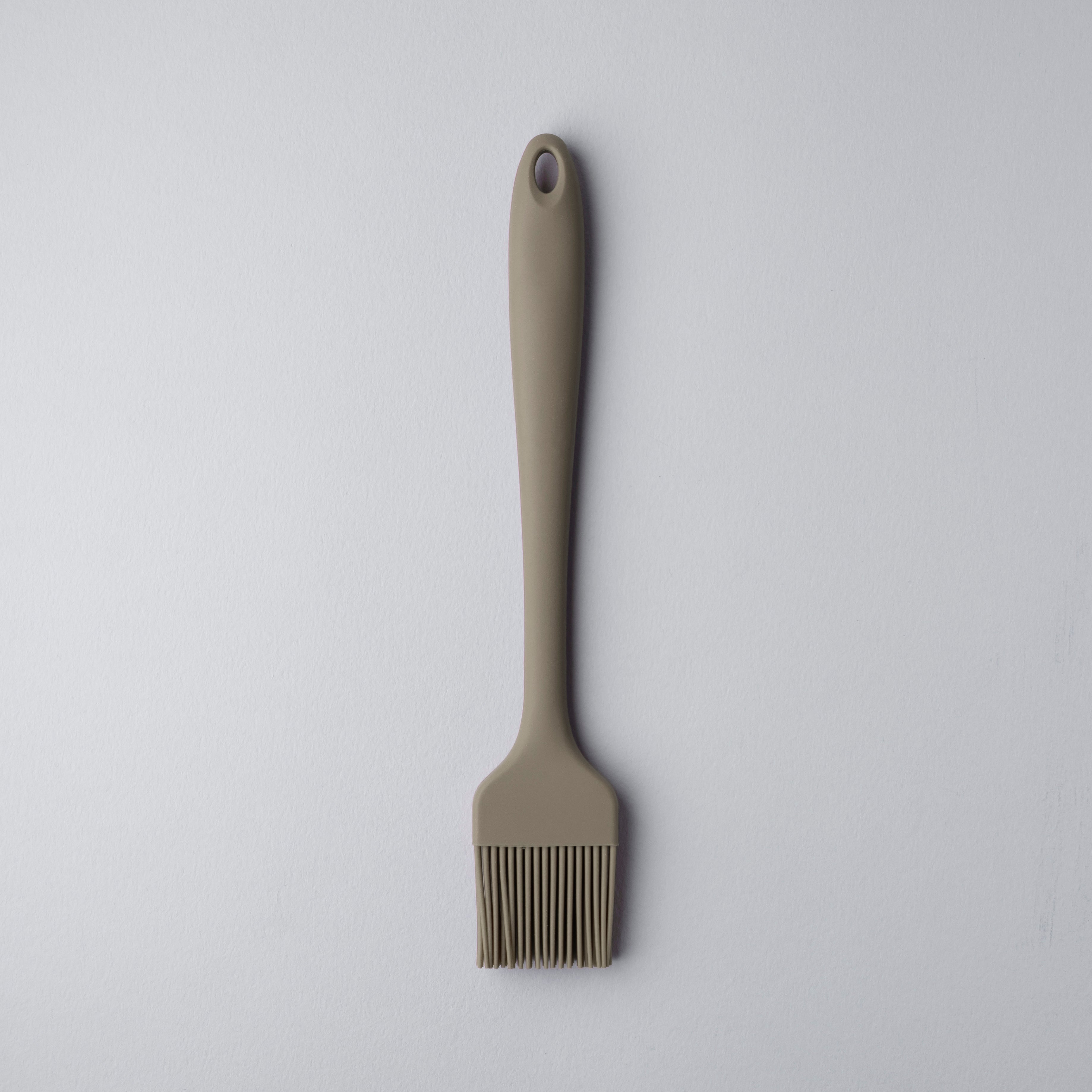 Taylor's Eye Witness - Large Silicone Brush - 26.5cm (3 Colours) ‎