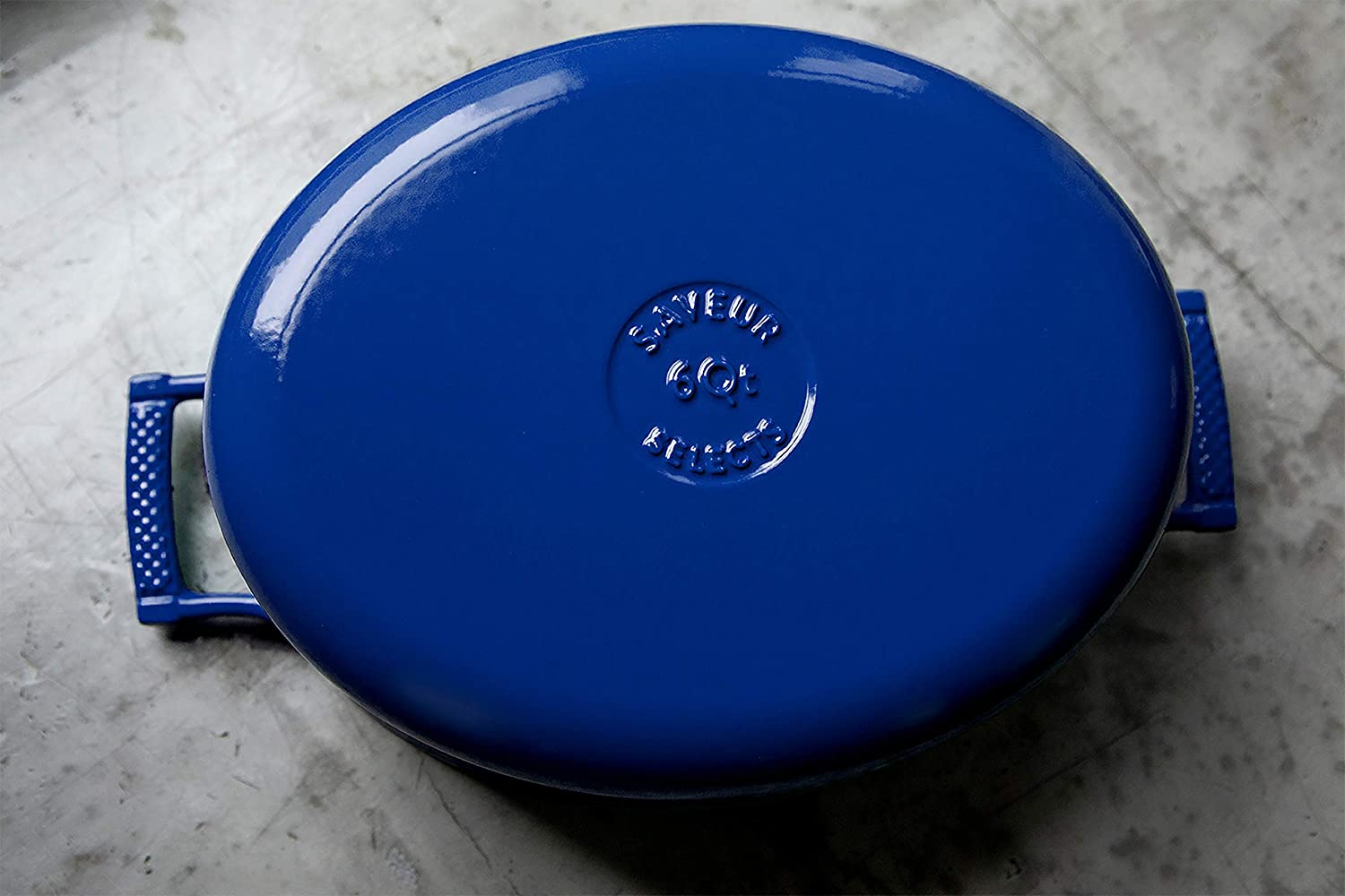 Saveur Selects Voyage Series Enamelled Cast Iron Oval Roaster with Double Walled Insulating Lid - 30cm