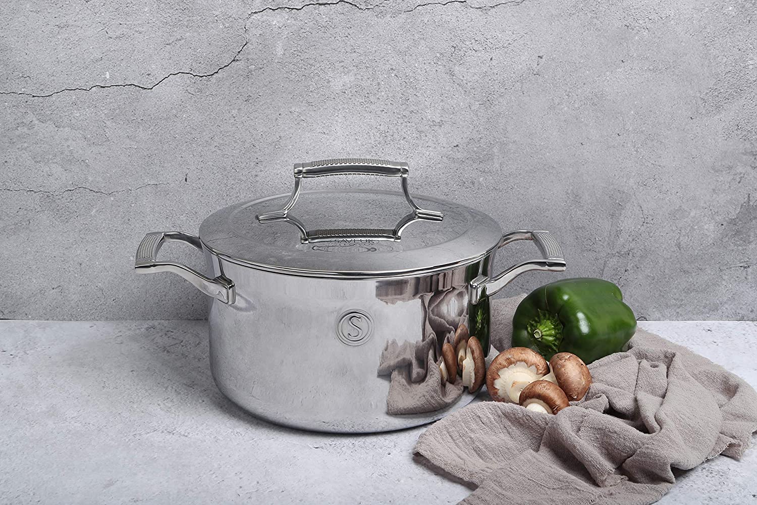 Saveur Selects Voyage Series Tri-ply Casserole Pot with Double walled Insulating Lid - 22cm