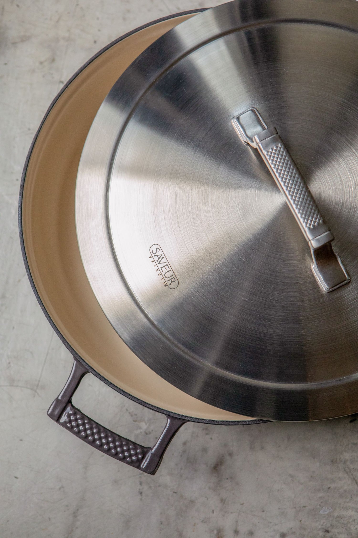 Saveur Selects Enamelled Cast Iron Braiser with Lid / 30cm