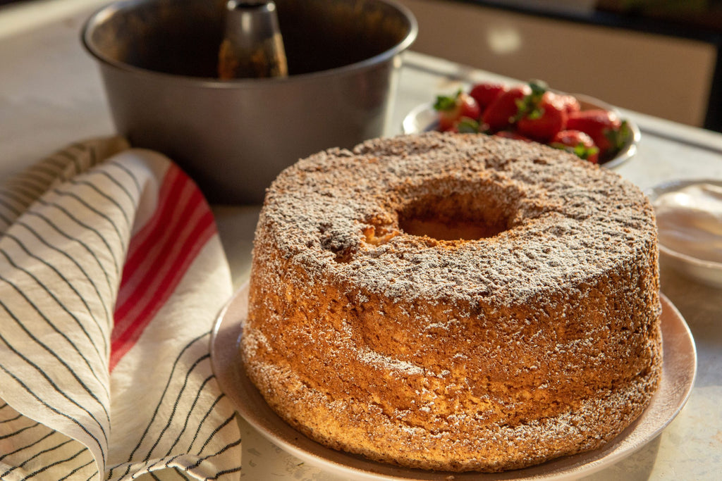 Artisan Series 10-Inch Non-stick Angel Food Cake Pan