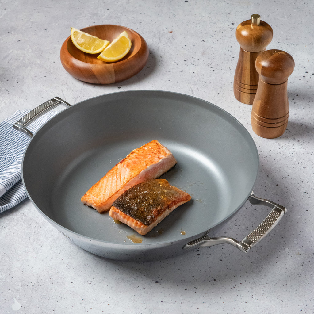 Saveur Selects Voyage Series Tri-ply Non-stick Everyday pan with Lid - 30cm